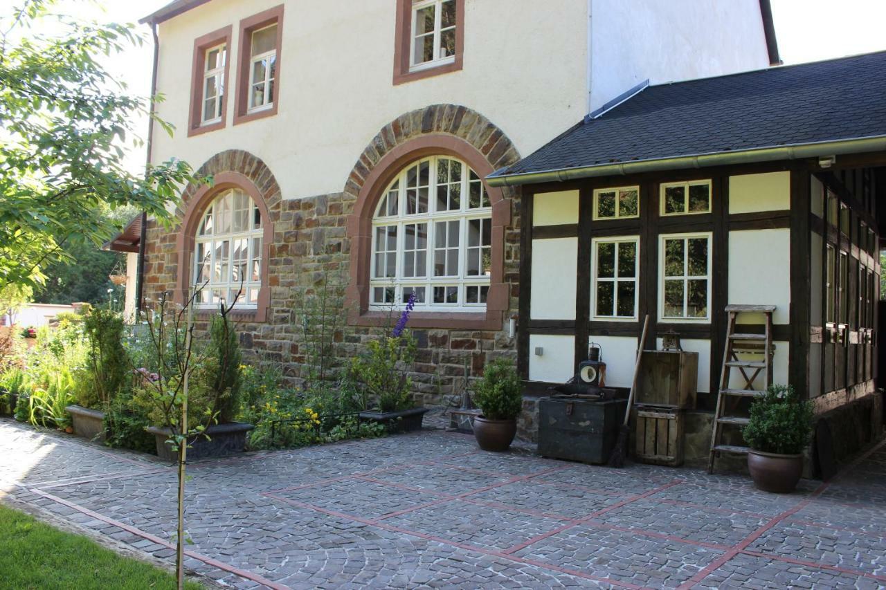 Pension Muscher Bahnhof Blankenheim  Buitenkant foto